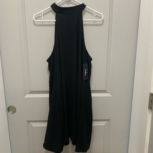 Lulu’s black halter dress